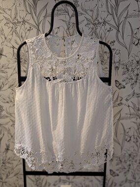 Anthropologie White Lace Sleeveless Blouse | NWT | Size S